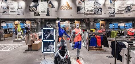 adidas outlet la roca village.